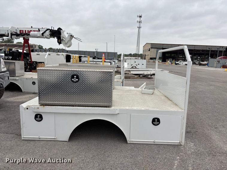 image for item FC4623 Dakota Bodies 109-FB flatbed