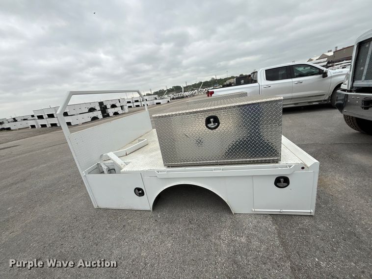image for item FC4623 Dakota Bodies 109-FB flatbed