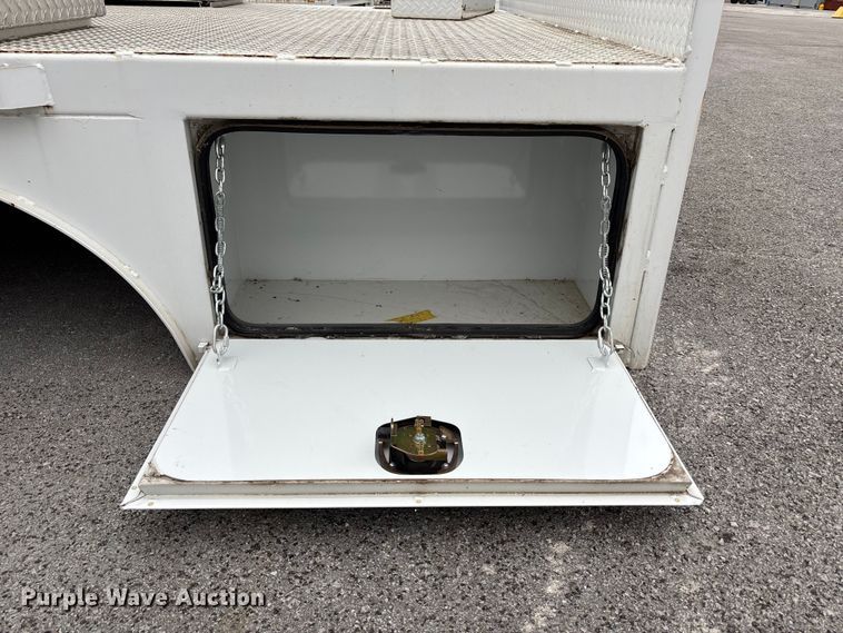 image for item FC4623 Dakota Bodies 109-FB flatbed