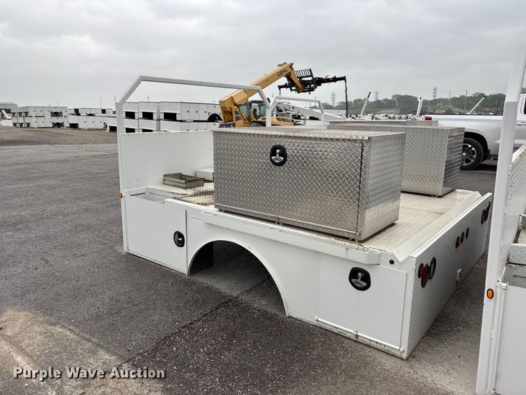 image for item FC4624 Dakota Bodies 109-FB flatbed