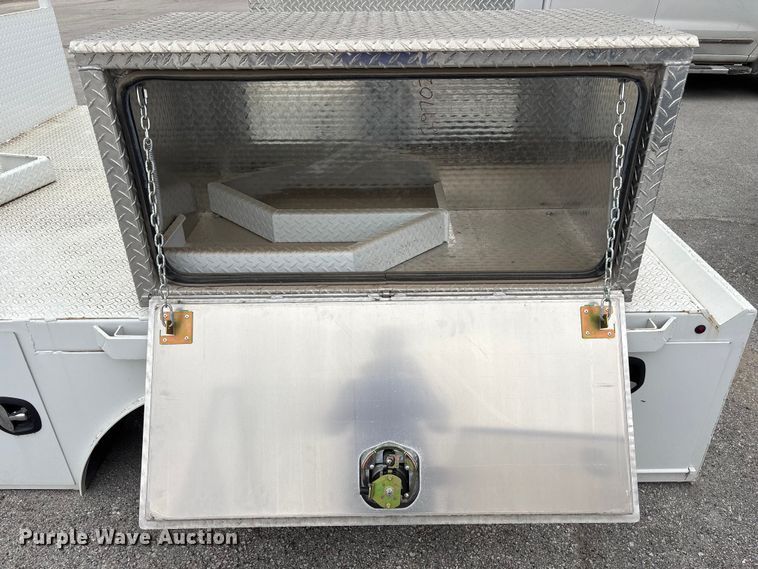 image for item FC4624 Dakota Bodies 109-FB flatbed