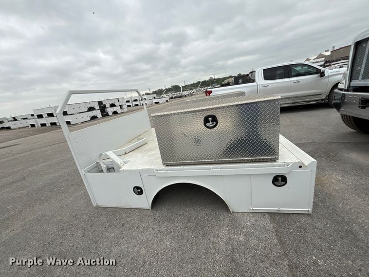 image for item FC4624 Dakota Bodies 109-FB flatbed