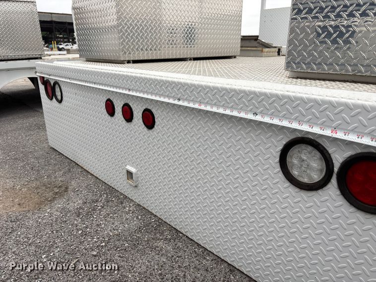image for item FC4624 Dakota Bodies 109-FB flatbed