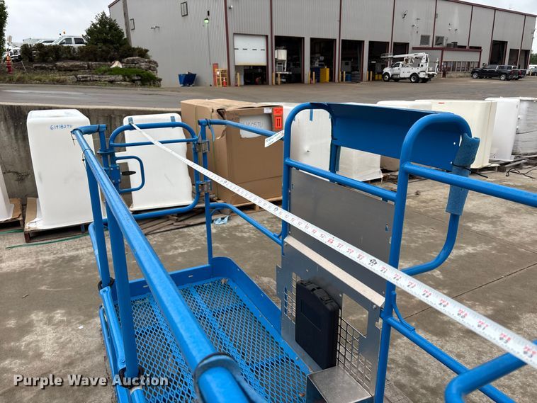 image for item FC4626 Aerial lift basket