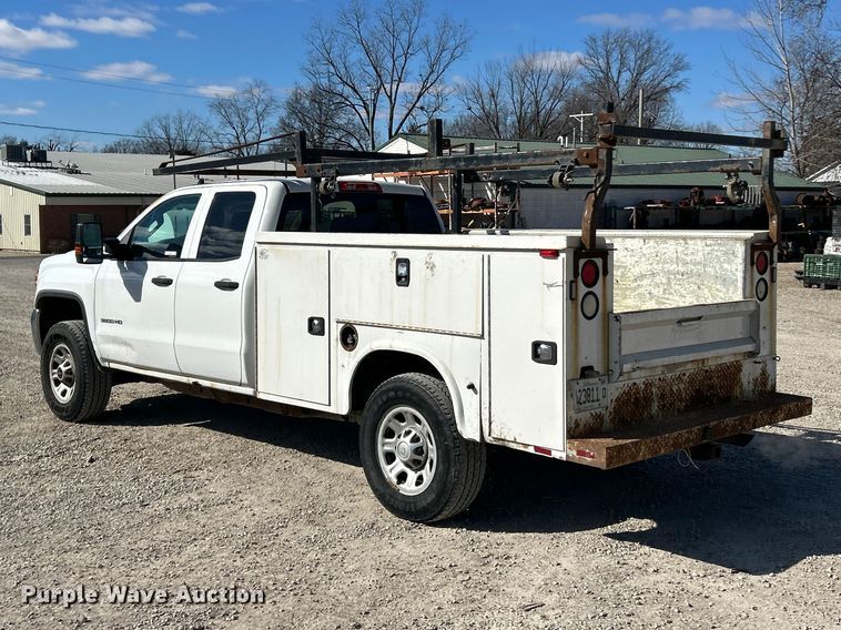 image for item FC5066 2015 GMC Sierra 3500HD Ext. Cab utility bed pickup truck