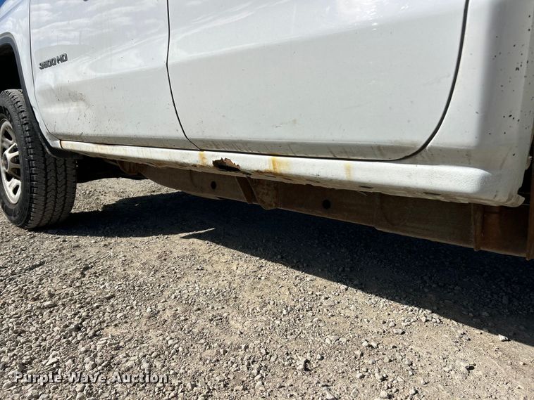 image for item FC5066 2015 GMC Sierra 3500HD Ext. Cab utility bed pickup truck