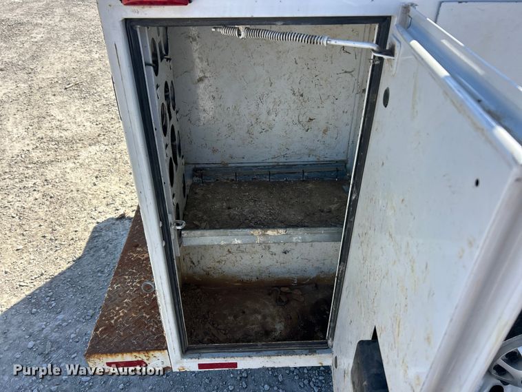 image for item FC5066 2015 GMC Sierra 3500HD Ext. Cab utility bed pickup truck