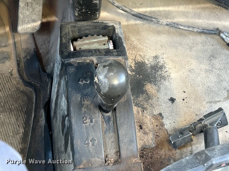 image for item FC5066 2015 GMC Sierra 3500HD Ext. Cab utility bed pickup truck