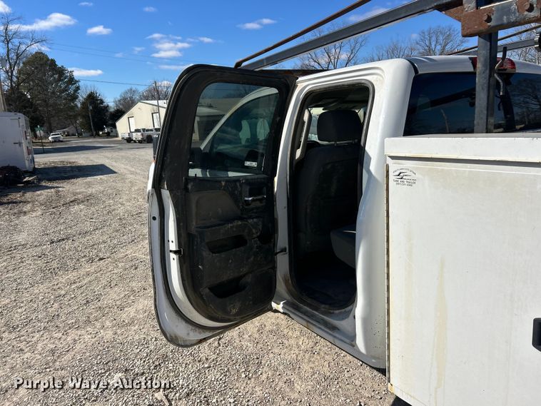 image for item FC5066 2015 GMC Sierra 3500HD Ext. Cab utility bed pickup truck