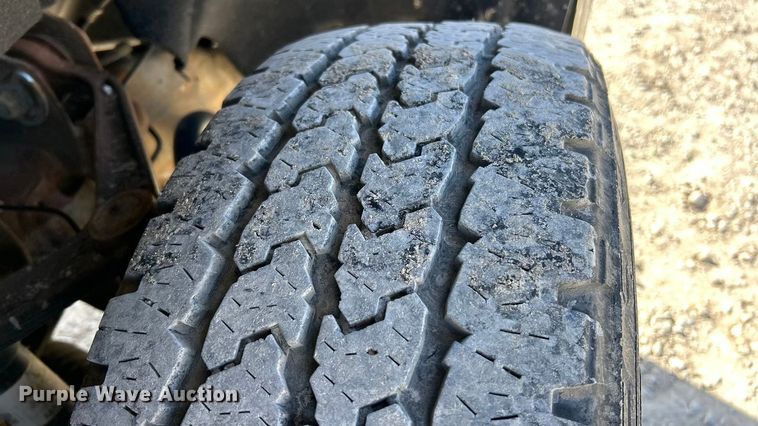 image for item FC5066 2015 GMC Sierra 3500HD Ext. Cab utility bed pickup truck