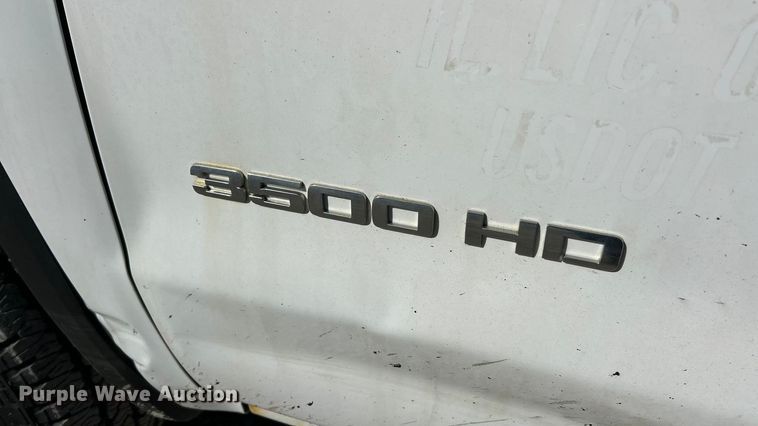 image for item FC5066 2015 GMC Sierra 3500HD Ext. Cab utility bed pickup truck