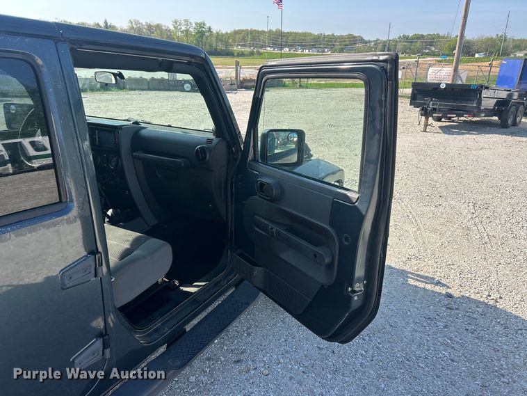 image for item FC5404 2007 Jeep Wrangler SUV