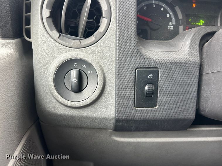 image for item FC5415 2010 Ford E450 Super Duty shuttle bus