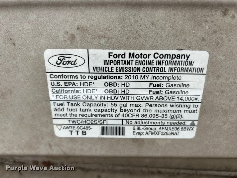 image for item FC5415 2010 Ford E450 Super Duty shuttle bus