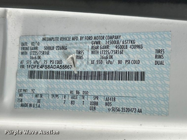 image for item FC5415 2010 Ford E450 Super Duty shuttle bus