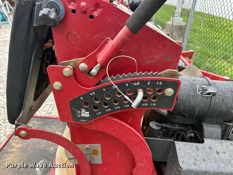image for item FC5419 (2) Toro Grandstand ZRT lawn mowers 