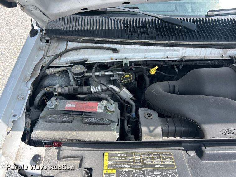 image for item FC5443 2017 Ford E450 Super Duty van cab and chassis