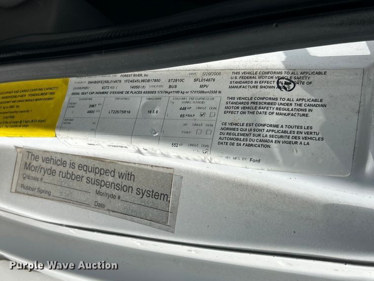 image for item FC5444 2008 Ford E450 Super Duty shuttle bus