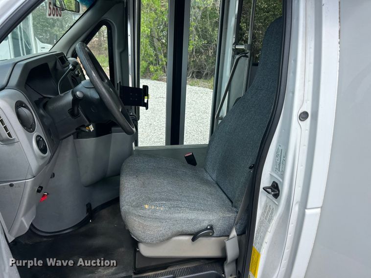 image for item FC5445 2011 Ford E450 Super Duty shuttle bus