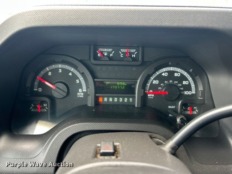 image for item FC5445 2011 Ford E450 Super Duty shuttle bus