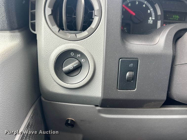 image for item FC5445 2011 Ford E450 Super Duty shuttle bus