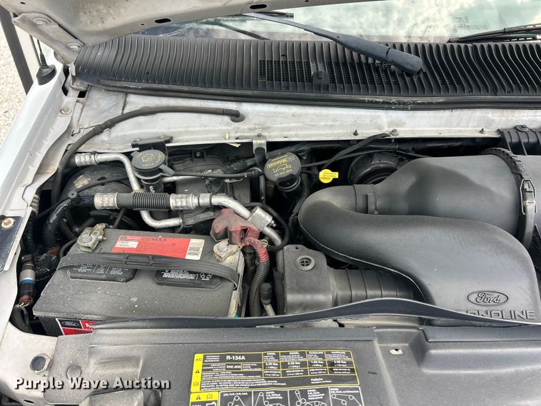 image for item FC5445 2011 Ford E450 Super Duty shuttle bus