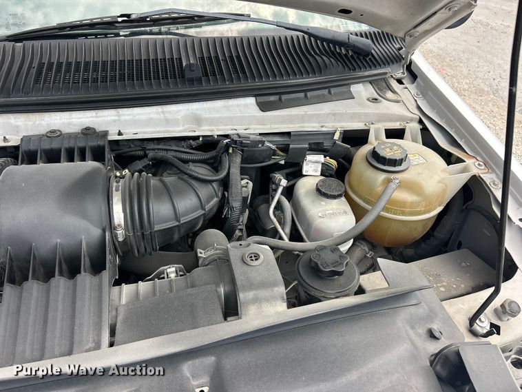 image for item FC5445 2011 Ford E450 Super Duty shuttle bus