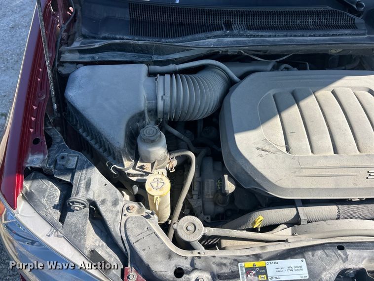 image for item FC5454 2013 Chrysler Town And Country van