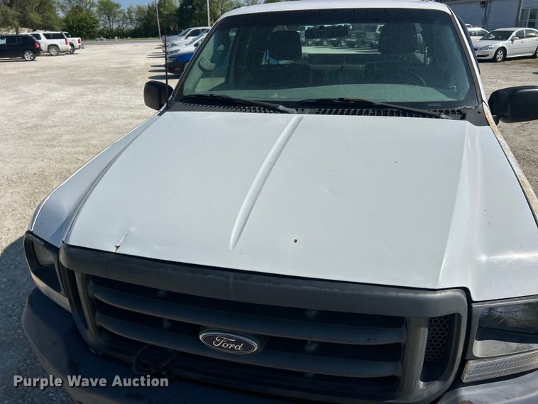 image for item FC5457 2003 Ford F250 Super Duty Ext. Cab pickup truck