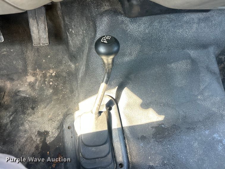 image for item FC5457 2003 Ford F250 Super Duty Ext. Cab pickup truck