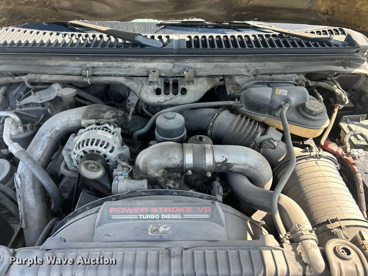 image for item FC5457 2003 Ford F250 Super Duty Ext. Cab pickup truck