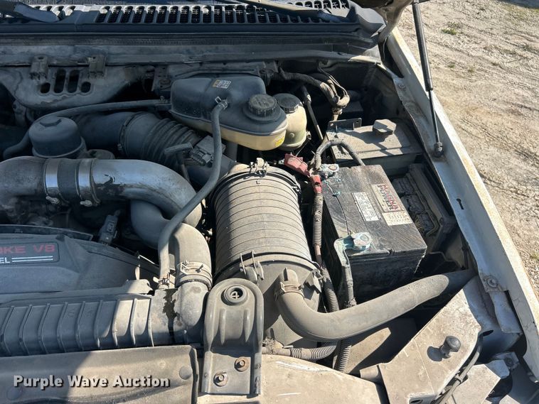 image for item FC5457 2003 Ford F250 Super Duty Ext. Cab pickup truck