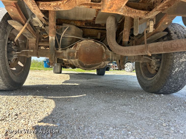 image for item FC5457 2003 Ford F250 Super Duty Ext. Cab pickup truck