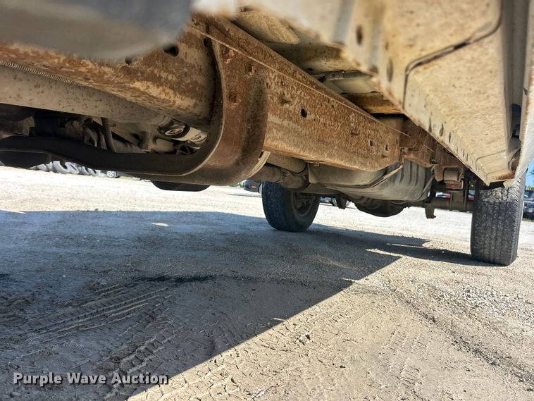 image for item FC5457 2003 Ford F250 Super Duty Ext. Cab pickup truck