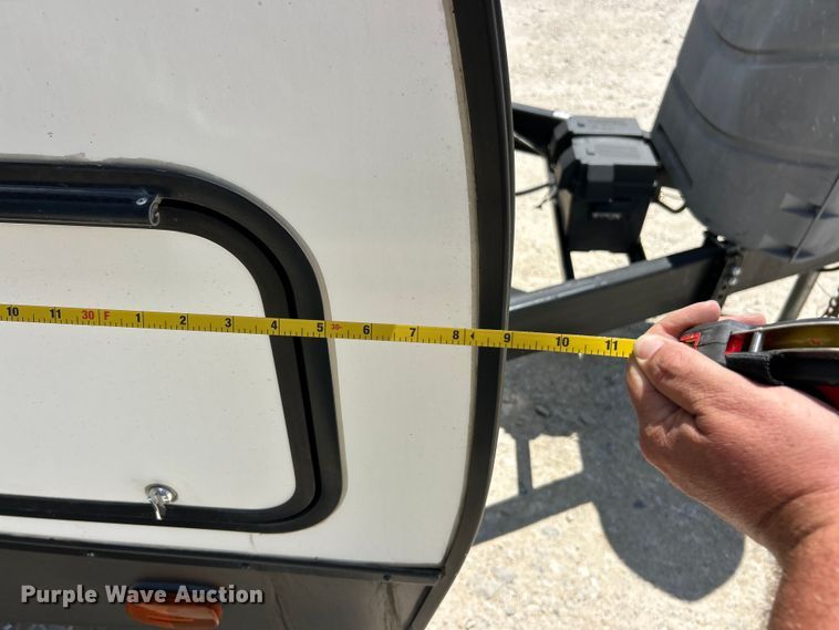 image for item FC5492 2014 KZRV MXT camper