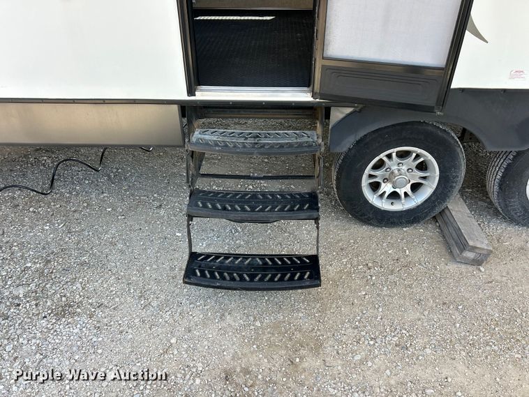 image for item FC5492 2014 KZRV MXT camper
