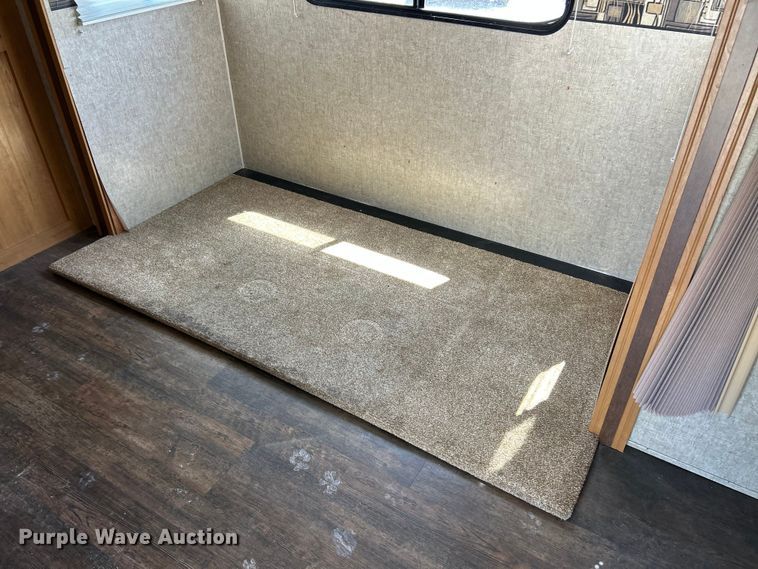 image for item FC5492 2014 KZRV MXT camper