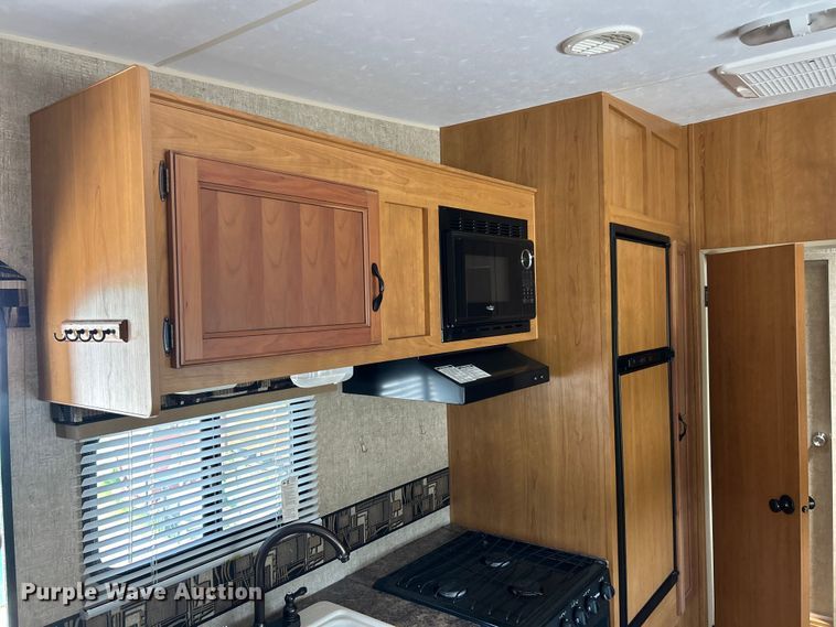 image for item FC5492 2014 KZRV MXT camper