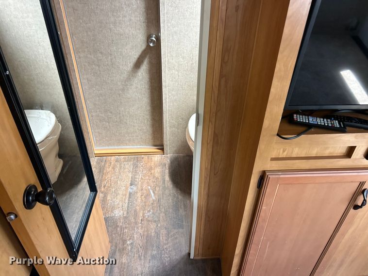 image for item FC5492 2014 KZRV MXT camper