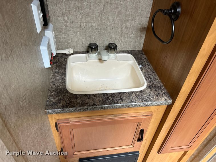 image for item FC5492 2014 KZRV MXT camper