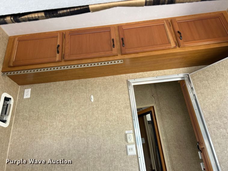 image for item FC5492 2014 KZRV MXT camper