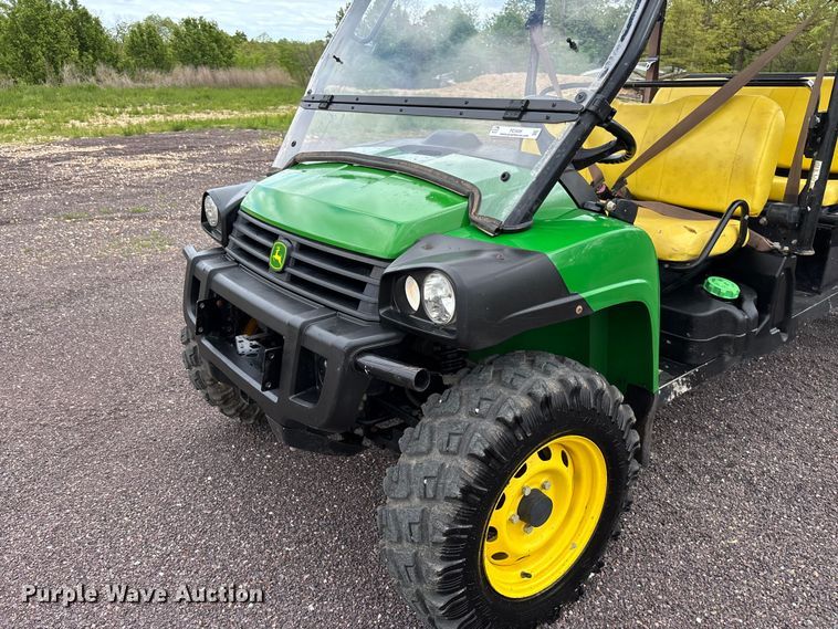 image for item FC5606 2021 John Deere 855M utility vehicle