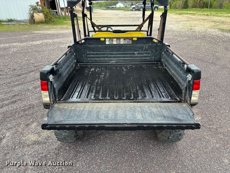 image for item FC5606 2021 John Deere 855M utility vehicle