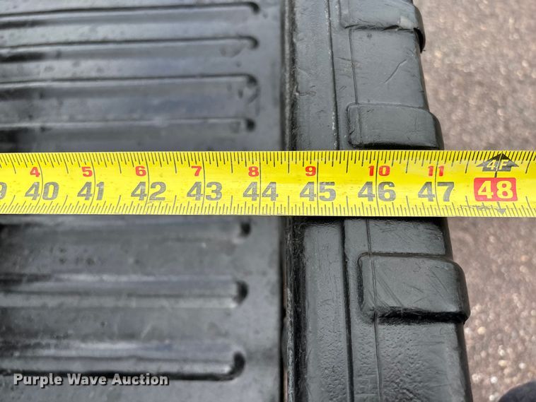 image for item FC5606 2021 John Deere 855M utility vehicle