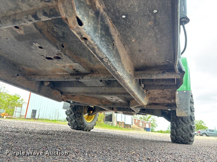 image for item FC5606 2021 John Deere 855M utility vehicle