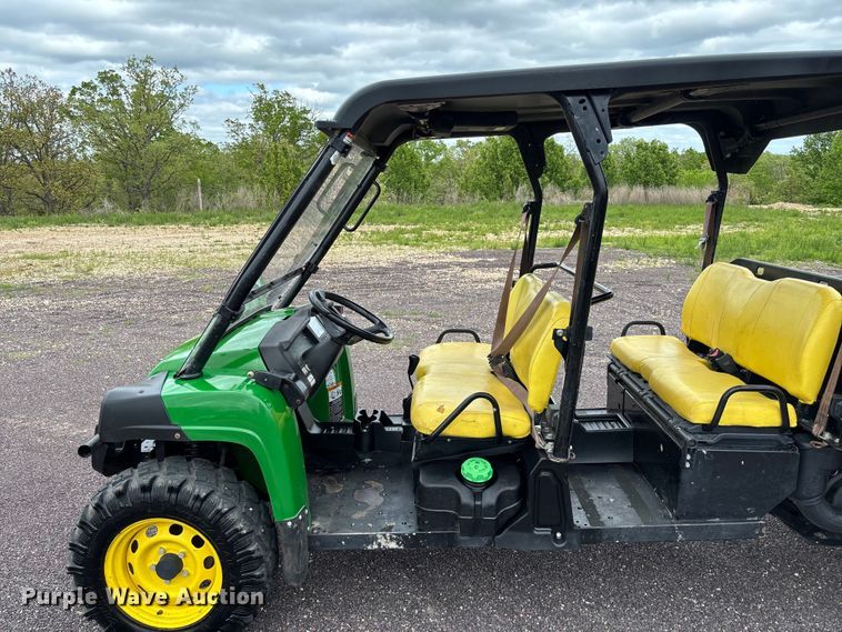 image for item FC5606 2021 John Deere 855M utility vehicle