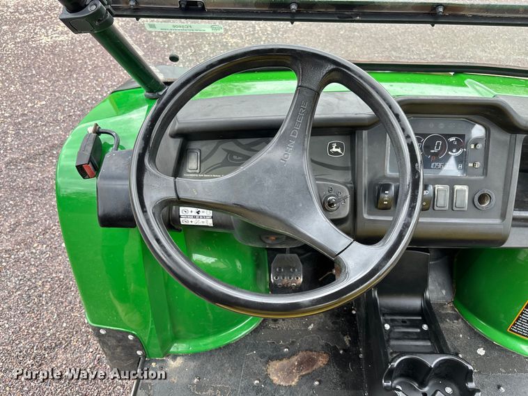 image for item FC5606 2021 John Deere 855M utility vehicle