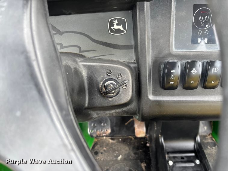 image for item FC5606 2021 John Deere 855M utility vehicle