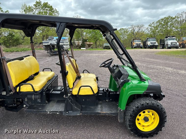 image for item FC5606 2021 John Deere 855M utility vehicle