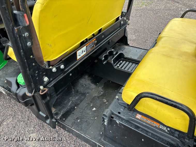 image for item FC5606 2021 John Deere 855M utility vehicle